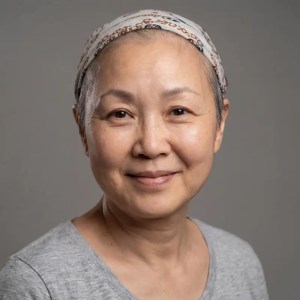 Brow Again founder wearing temporary eyebrow tattoos – natural looking results